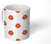 Mok - Lippen - Valentijn cadeautje vrouw - Patronen - Mokken - 350 ML - Beker - Uitdeelcadeautjes