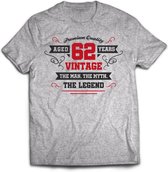 62 Jaar Legend - Feest kado T-Shirt Heren / Dames - Antraciet Grijs / Rood - Perfect Verjaardag Cadeau Shirt - grappige Spreuken, Zinnen en Teksten. Maat XXL