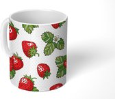 Mok - Koffiemok - Aardbeien - Fruit - Patronen - Mokken - 350 ML - Beker - Koffiemokken - Theemok
