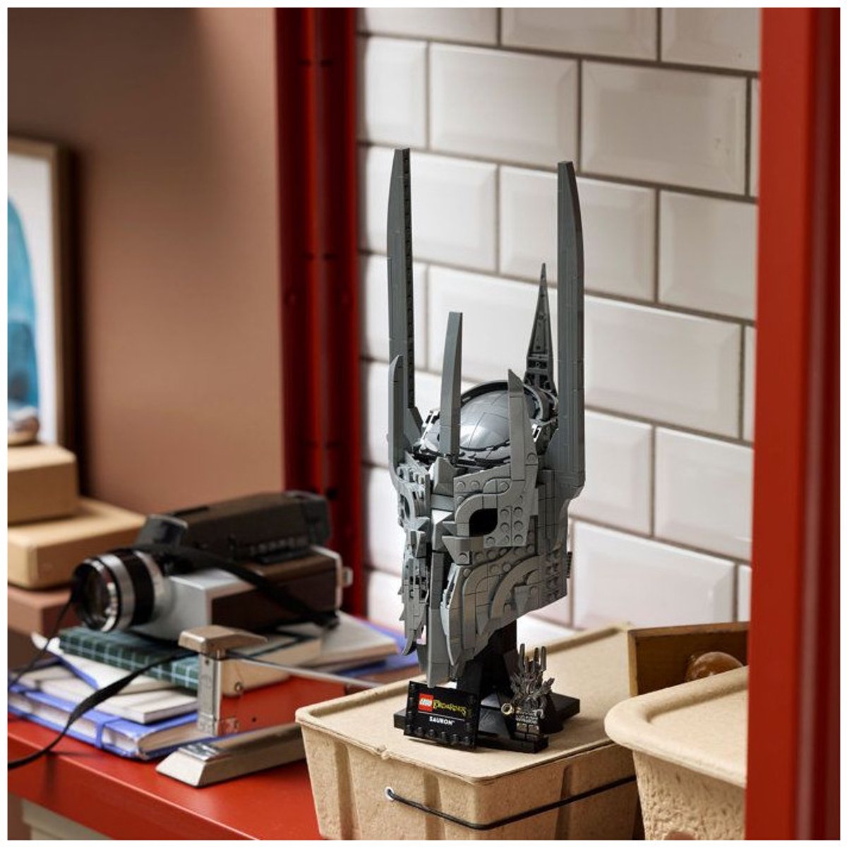 LEGO Icons - The Lord of the Rings: De Helm van Sauron Bouwpakket voor Volwassenen en Woondecoratie - 11373 — afbeelding 16