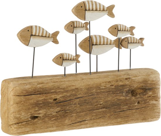 Décoration en bois avec sept poissons sur du bois flotté.