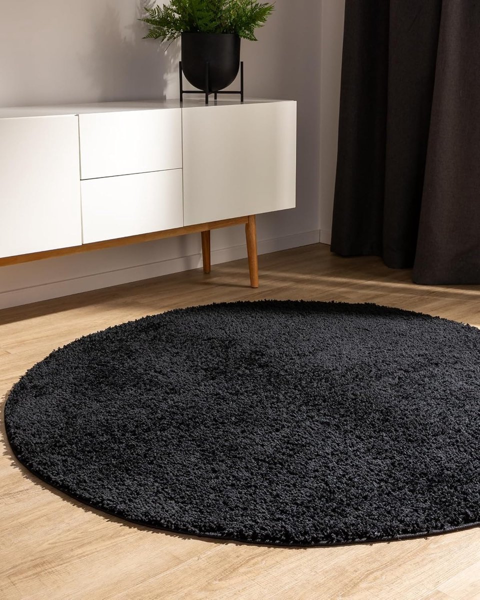 Rond hoogpolig vloerkleed 160 cm zwart – zacht en gemakkelijk onderhoud, geschikt voor vlo