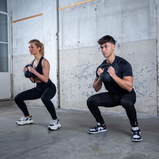 Gietijzeren Kettlebell Zwaar Gewicht voor Kracht- en Cardiotraining Halter 12kg KAWMET Gietijzeren Kettlebell Zwaar Gewicht voor Kracht- en Cardiotraining Halter 12kg KAWMET