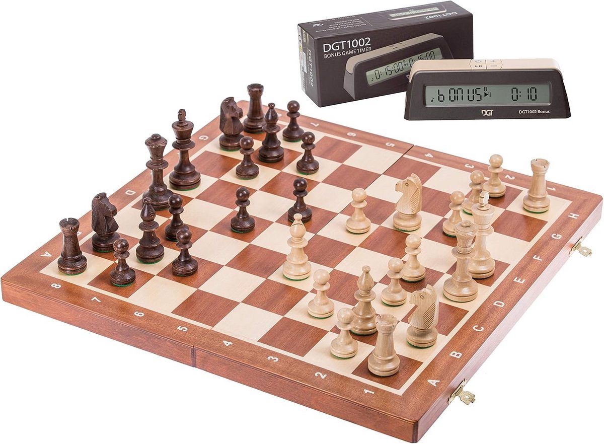 Luxe Houten Schaakset met Staunton Schaakstukken en Digitale Klok