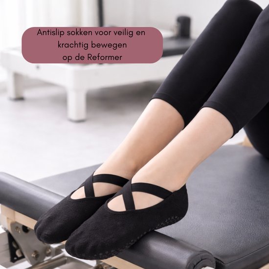 Pilates sokken - Anti Slip Sokken - Yoga Sokken - Set van 3 Stuks Sport sokken - One Size Fits All - Dames Sokken - Zwart, Roze, Paars van Merkloos — afbeelding 5