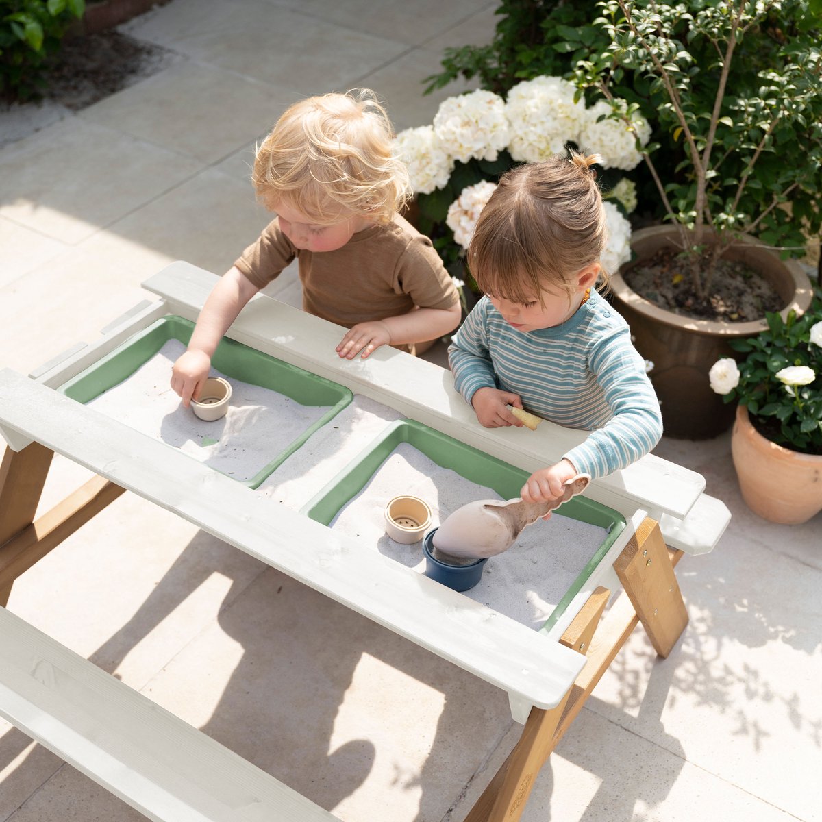 Sunny Dave Zand & Water Picknicktafel in Beige voor kinderen - Multifunctionele Picknick tafel met 2 uitneembare kunststof bakken - FSC hout — afbeelding 6