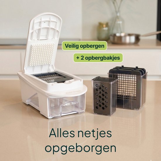 Witte groentesnijder, compleet met 2 opbergbakjes en diverse inzetstukken, netjes opgeborgen.