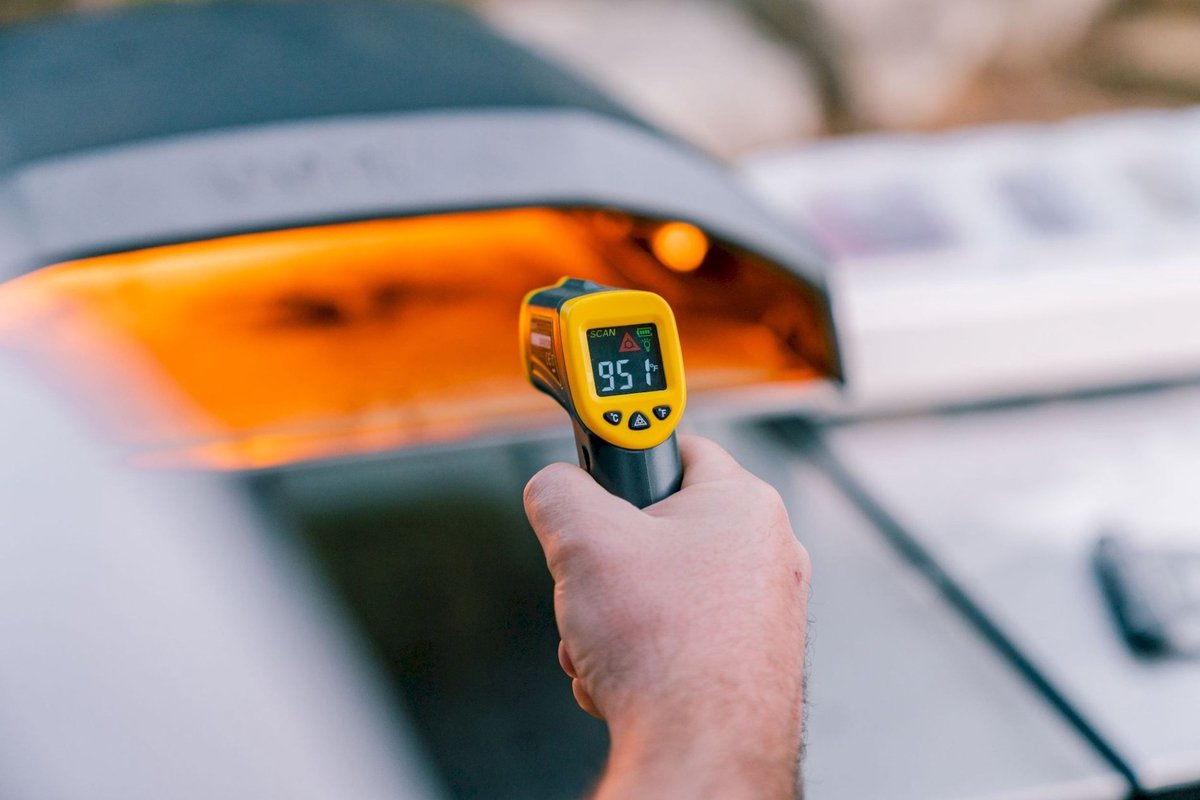 Ooni Infrared Thermometer - Yellow