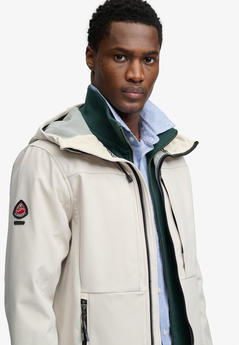 Superdry Gewatteerde Softshell Trekker Jas Met Capuchon Heren Grijs