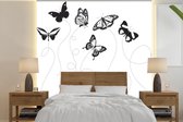 Behang - Fotobehang Een zwart-wit illustratie van vlinders - Breedte 220 cm x hoogte 220 cm