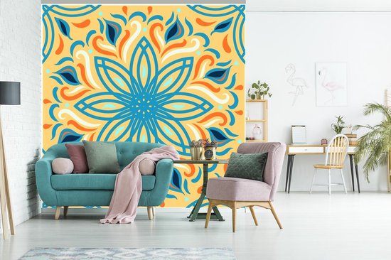 Motif carré sur fond jaune avec une fleur bleue et décorations 260x260 cm