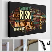 Risico en compliance in woord tag cloud op zwart - Modern Art Canvas - Horizontaal - 190723622