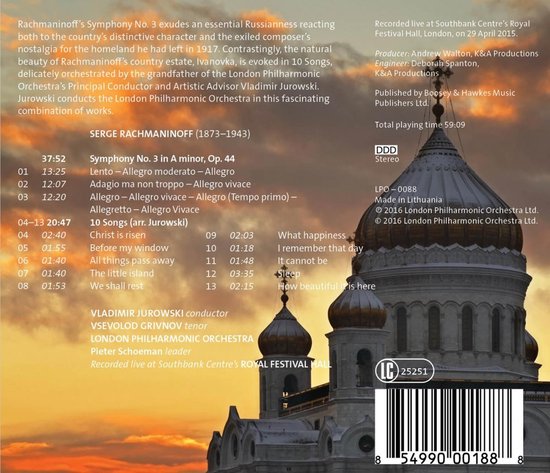 Pochette de CD avec liste des pistes et détails de Rachmaninoff : Symphonie n° 3 et 10 Chansons (Arr. Jurowski). Coucher de soleil orange et rouge sur des églises.