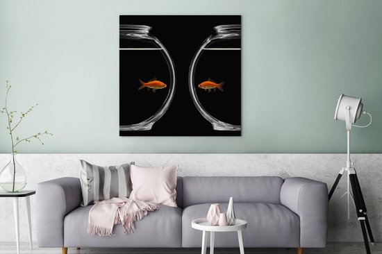 Poisson rouge séparé par une toile de verre 2cm 90x90 cm - Tirage photo sur toile (Décoration murale salon / chambre)
