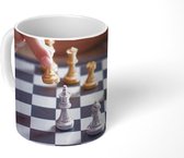 Mok - Koffiemok - Een persoon verzet het schaakstuk - Mokken - 350 ML - Beker - Koffiemokken - Theemok