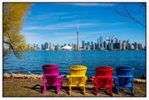 Fleurige stoeltjes met zicht op de skyline van Toronto - Foto op Akoestisch paneel - 150 x 100 cm