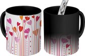 Magische Mok - Foto op Warmte Mokken - Koffiemok - Een illustratie van groeiende hartjes - Magic Mok - Beker - 350 ML - Theemok