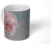 Mok - Roze pioenroos bij een grijze achtergrond - 350 ML - Beker