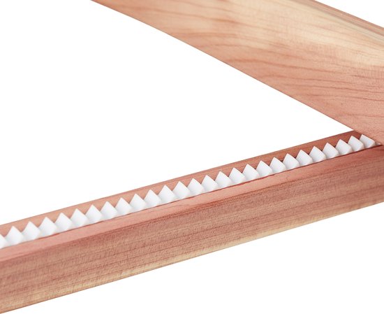 Kledinghangers flat body met inkepingen 39,5 cm set van 50 stuks - Winkelinrichting Webshop Kledinghangers flat body met inkepingen 39,5 cm set van 50 stuks - Winkelinrichting Webshop