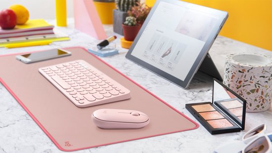 Logitech Tapis de souris Studio Series - Rose foncé 30x70cm