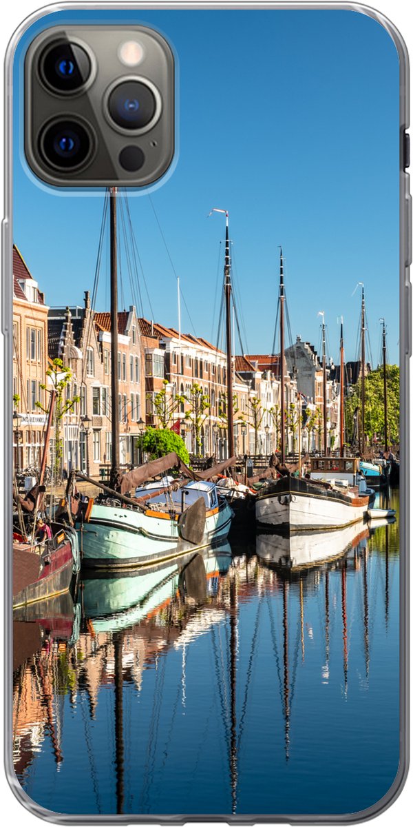 Telefoonhoesje Geschikt voor iPhone 13 Pro Max hoesje - Rotterdam - Zomer - Boot - Siliconen Telefoonhoesje Telefoonhoesje