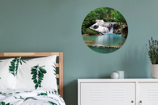 WallCircle - Wall Circle - Indoor Wall Circle - Une cascade avec des arbres dans le parc national thaïlandais d'Erawan - 60x60 cm - Décoration murale - Peintures ronds
