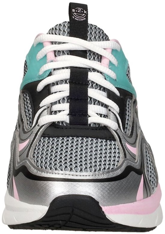 Vooraanzicht van een Skechers S2K sneaker in zilver, roze en mintgroen met witte veters.