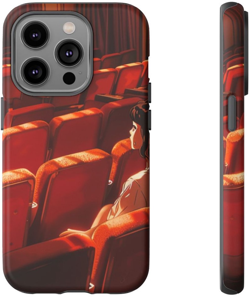 Meisje Alleen op Rode Theaterstoelen – Telefoonhoesje Geschikt voor iPhone 14 Pro