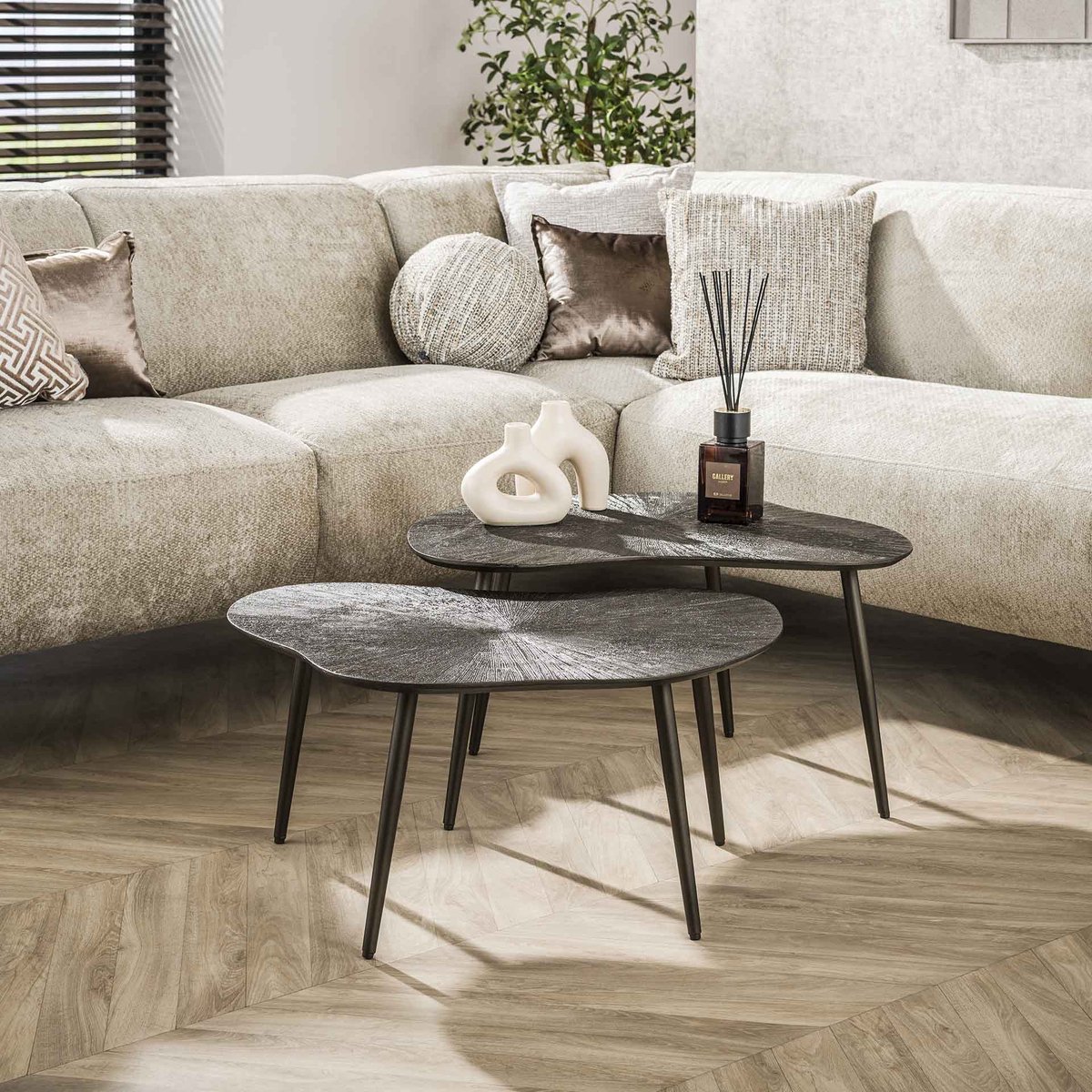 PS-Collection Salontafel Set van 2 Leaf - Organisch - Bruin - Metaal - 76x62x41 cm - salontafels, salontafels rond, salontafels industrieel, salontafel rond hout metaal, salontafel rond zwart, salontafel vierkant, salontafel hout
