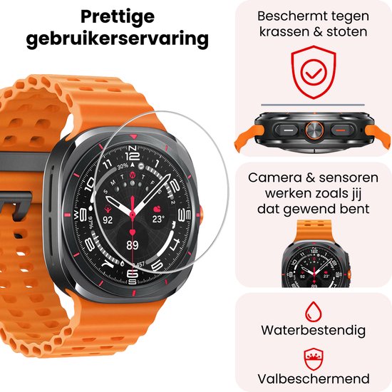 Smartwatch met oranje band, met tekst 'Prettige gebruikerservaring', 'Beschermt tegen krassen & stoten', 'Camera & sensoren werken zoals jij dat gewend bent', 'Waterbestendig', 'Valbeschermend'.