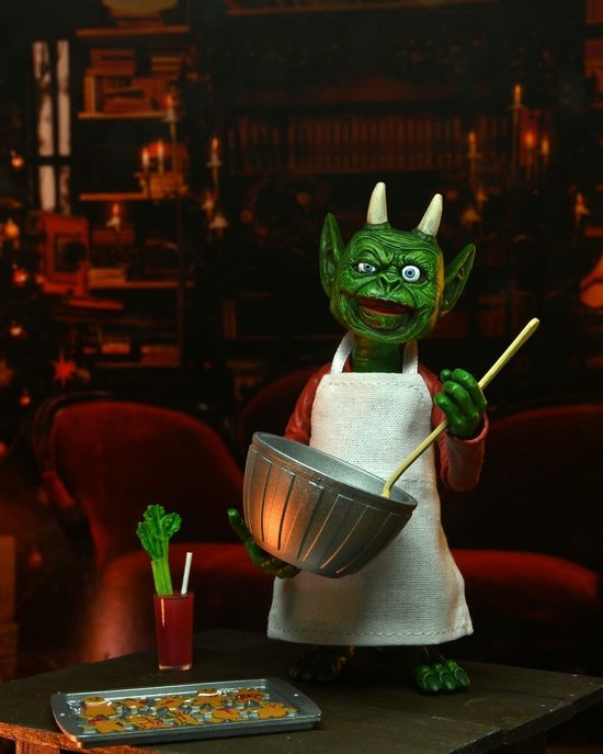 Elvira: Very Scary Xmas Elvira 8 inch Clothed Action Figure