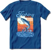 Fishing - Vissen T-Shirt | Grappig Verjaardag Vis Hobby Cadeau Shirt | Dames - Heren - Unisex | Tshirt Hengelsport Kleding Kado - Donker Blauw - 3XL