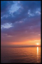 Walljar - Sunset Over The Ocean - Muurdecoratie - Poster met lijst