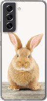 Geschikt voor Samsung Galaxy S21 FE hoesje - Konijn - Baby konijn - Dieren - Kind - Meisjes - Jongens - Siliconen Telefoonhoesje