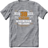 38 Jaar Legend T-Shirt | Goud - Wit | Grappig Verjaardag en Feest Cadeau Shirt | Dames - Heren - Unisex | Tshirt Kleding Kado | - Donker Grijs - Gemaleerd - 3XL