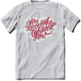 You Make My Heart Glow - Valentijn T-Shirt | Grappig Valentijnsdag Cadeautje voor Hem en Haar | Dames - Heren - Unisex | Kleding Cadeau | - Licht Grijs - Gemaleerd - L