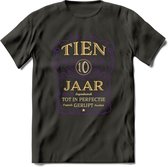 10 Jaar Legendarisch Gerijpt T-Shirt | Paars - Ivoor | Grappig Verjaardag en Feest Cadeau Shirt | Dames - Heren - Unisex | Tshirt Kleding Kado | - Donker Grijs - XL