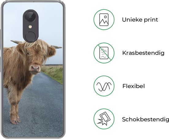 Coque Xiaomi Redmi 5 - Highlander écossais - Route - Herbe - Coque de téléphone en Siliconen