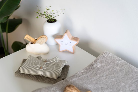 Baby's Only Nachtlampje Ster Wonder - Nachtlampje Babykamer - Lampje met USB-aansluiting - Gemaakt van hout met het FSC keurmerk - Met slaapmuziek van Baby's Only — afbeelding 4
