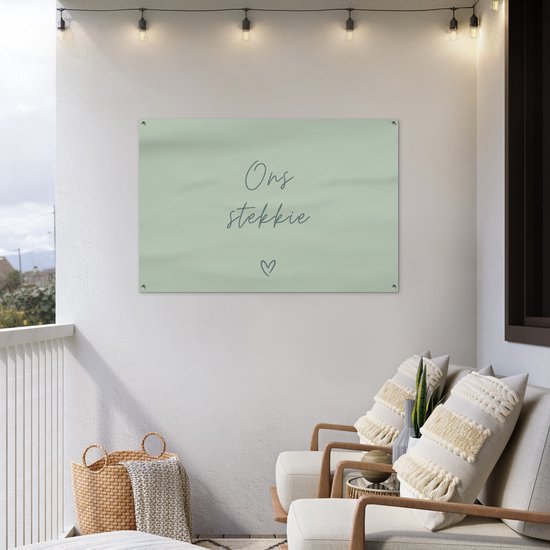 Tuinposter 120x80 cm - Tuindecoratie - Quote - Ons stekkie - Groen - Tekst - Hart - Poster voor in de tuin - Buiten decoratie - Schutting tuinschilderij - Wanddecoratie