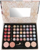 Royal Vintage Chic Make-up Collection