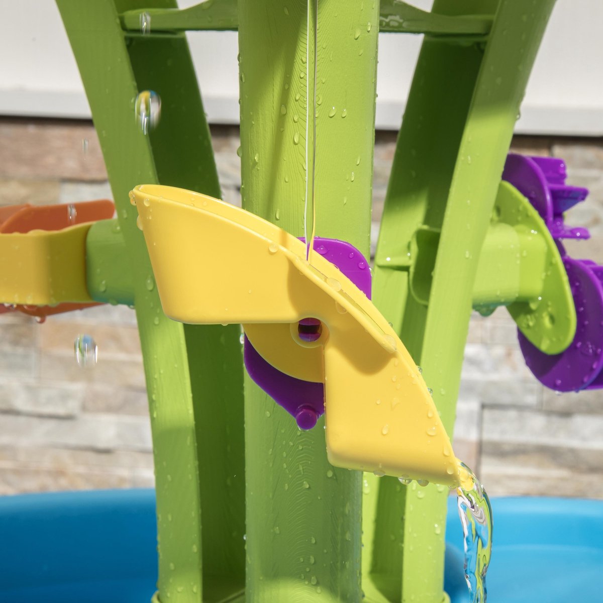 Step2 Summer Showers Splash Watertafel - Met 8 accessoires - Waterspeelgoed voor kind - Activiteitentafel met water voor de tuin / buiten — afbeelding 18