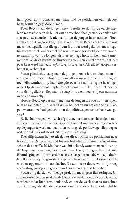 Boekpagina met Nederlandse tekst over Becca, een jongen, een politieman en een gesprek op de trap.
