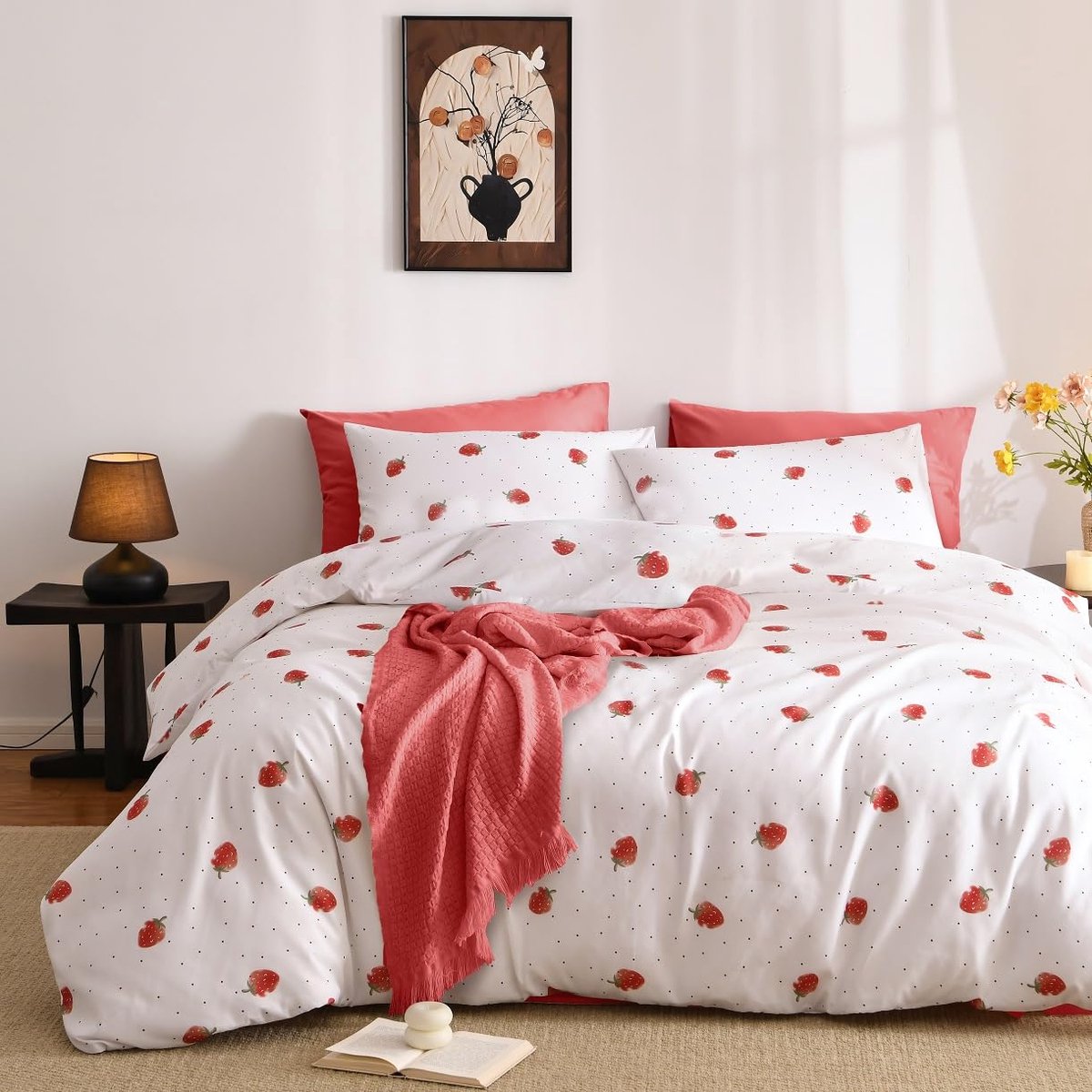 Unyqoos Kinderbeddengoedset van microvezel met aardbeienmotief en ritssluiting rood