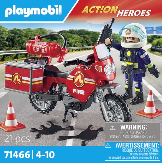 Playmobil doos met rode speelgoedmotor, brandweerfiguur, brandblusser en kegels. 'Action Heroes'.