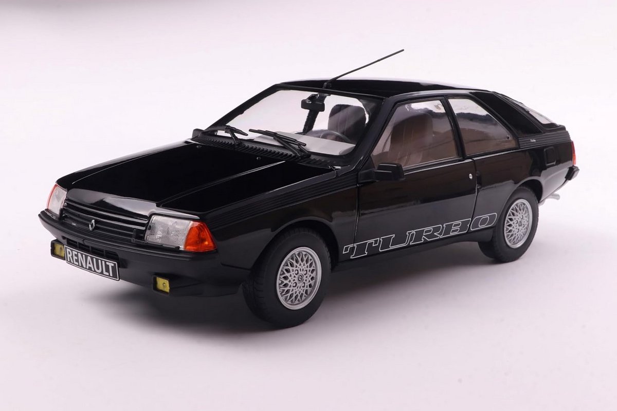Schaalmodel 1:18 Renault Fuego Turbo Zwart Diecast Modelauto