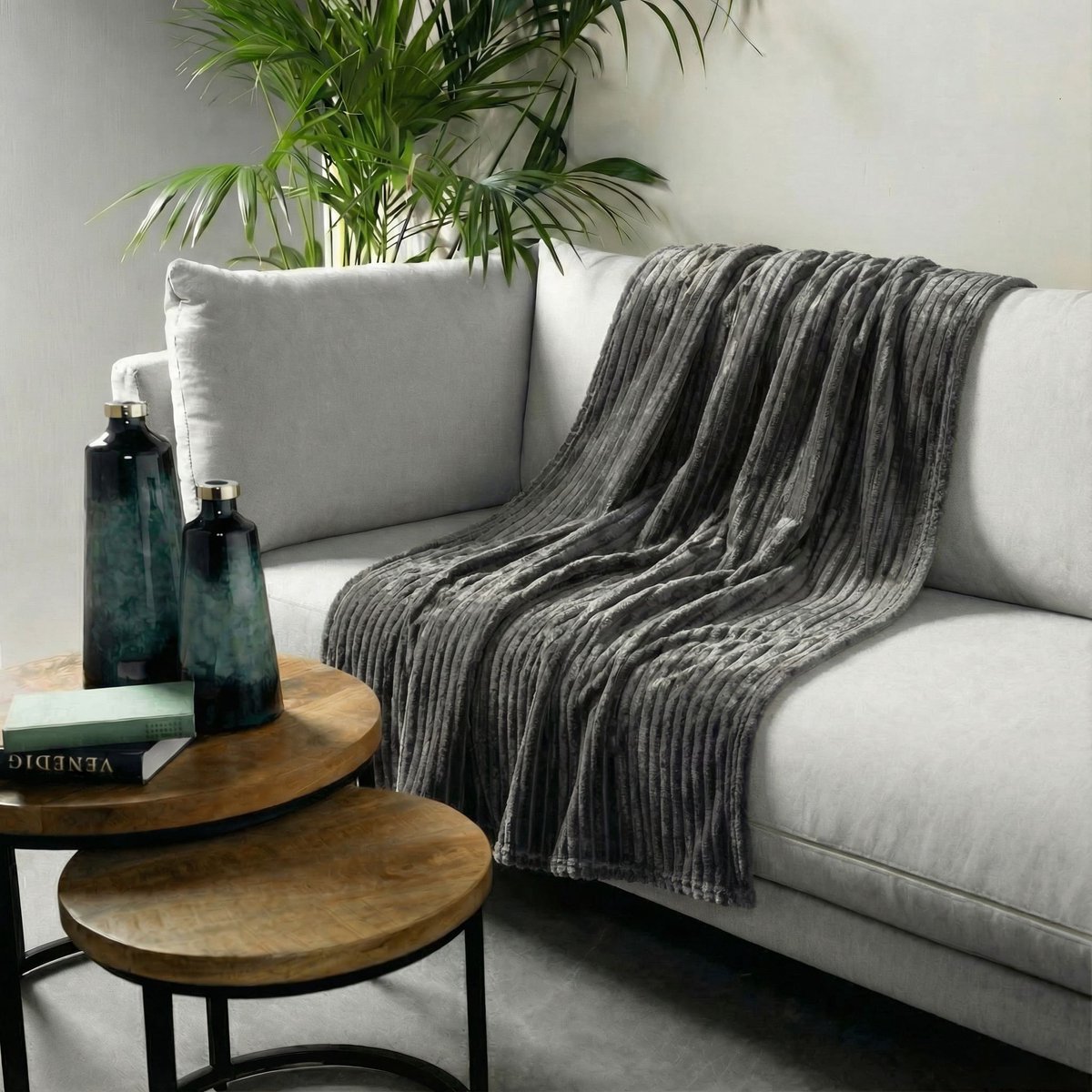 Dutch Decor Plaid 140x180 cm - MARTHY – superzacht, warm, donzig, rib design - antraciet