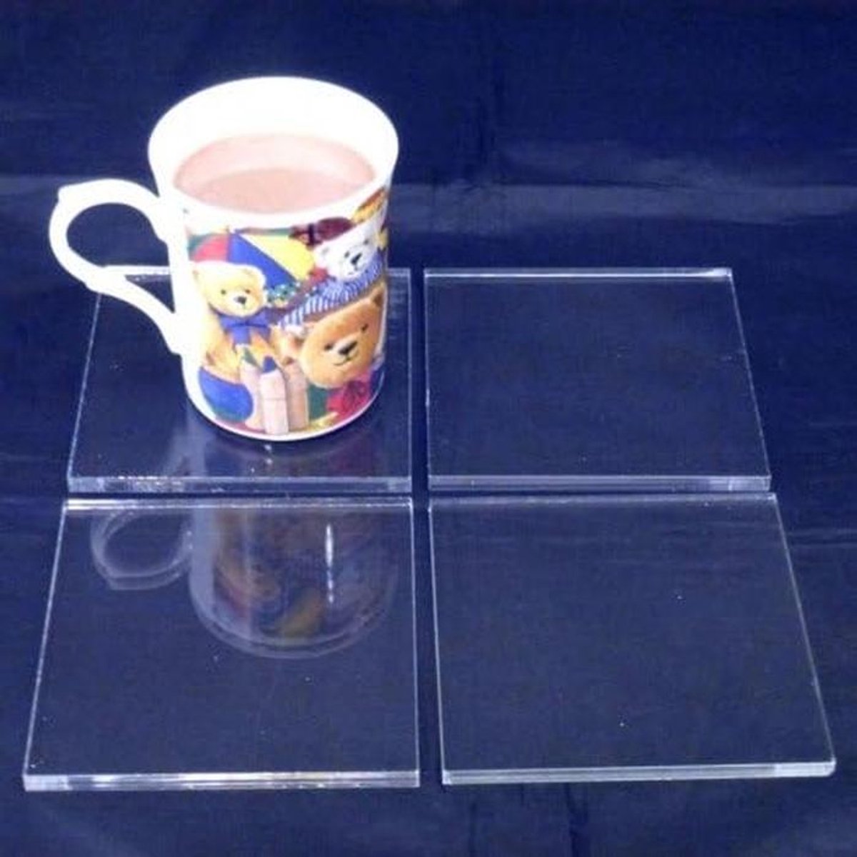 Set van 6 Vierkante Onderzetters van Onbreekbaar Acryl voor Glazen en Kopjes