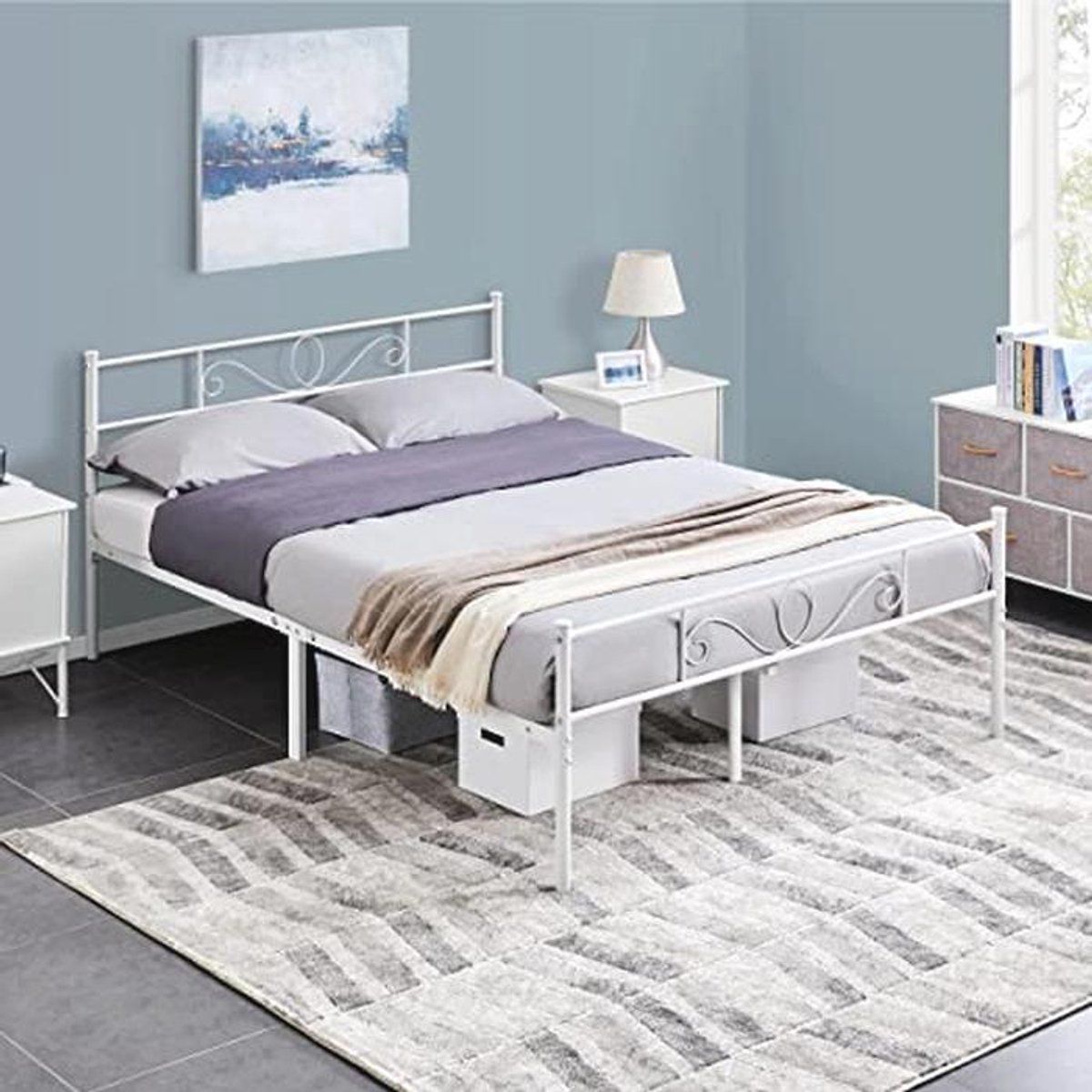 Metalen tweepersoonsbed 140 x 200 cm voor kleine ruimtes
