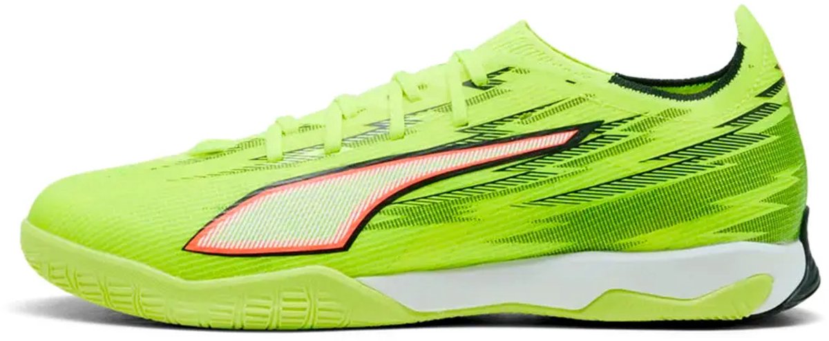 Puma Ultra 6 voetbalschoenen in groen met lichtgewicht mesh bovenwerk en stabiliserend ondersteuningsframe, EU 43.